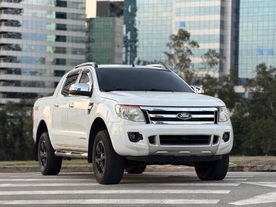FORD RANGER 3.2 LIMITED 4X4 CD 20V DIESEL 4P AUTOMÁTICO FORD RANGER 3.2 LIMITED 4X4 CD 20V DIESEL 4P AUTOMÁTICO